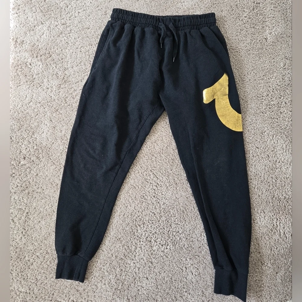 True Religion Mens Sweatpants Joggers Medium Gold HORSESHOE Logo Black Cuffed‎